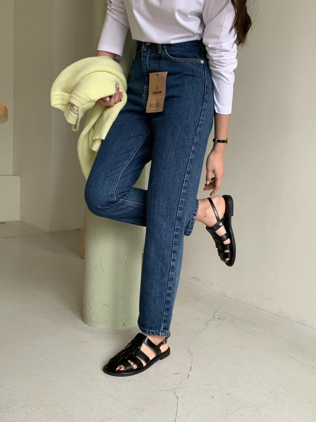 (Premium) Pencil-cut Ankle Jeans