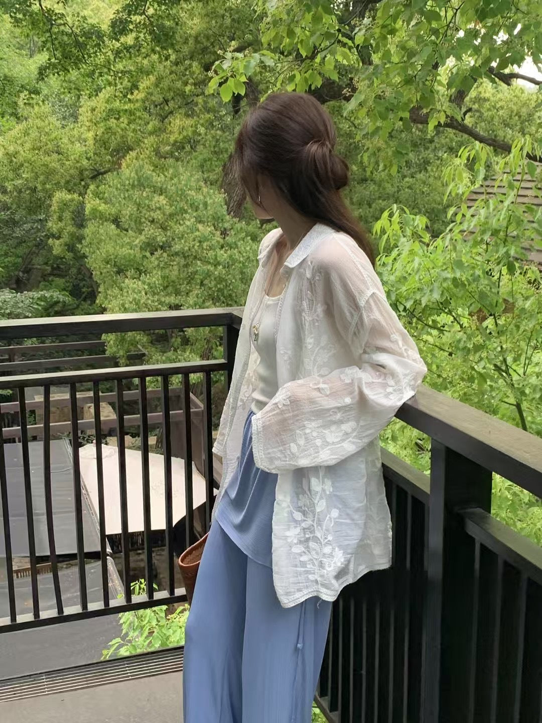 (Premium) Embroidered Linen Shirt