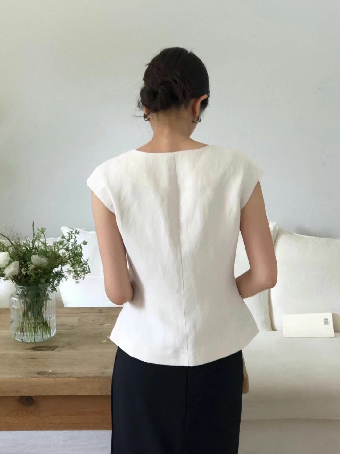 (Premium) Linen Crop Sleeves Waistcoat