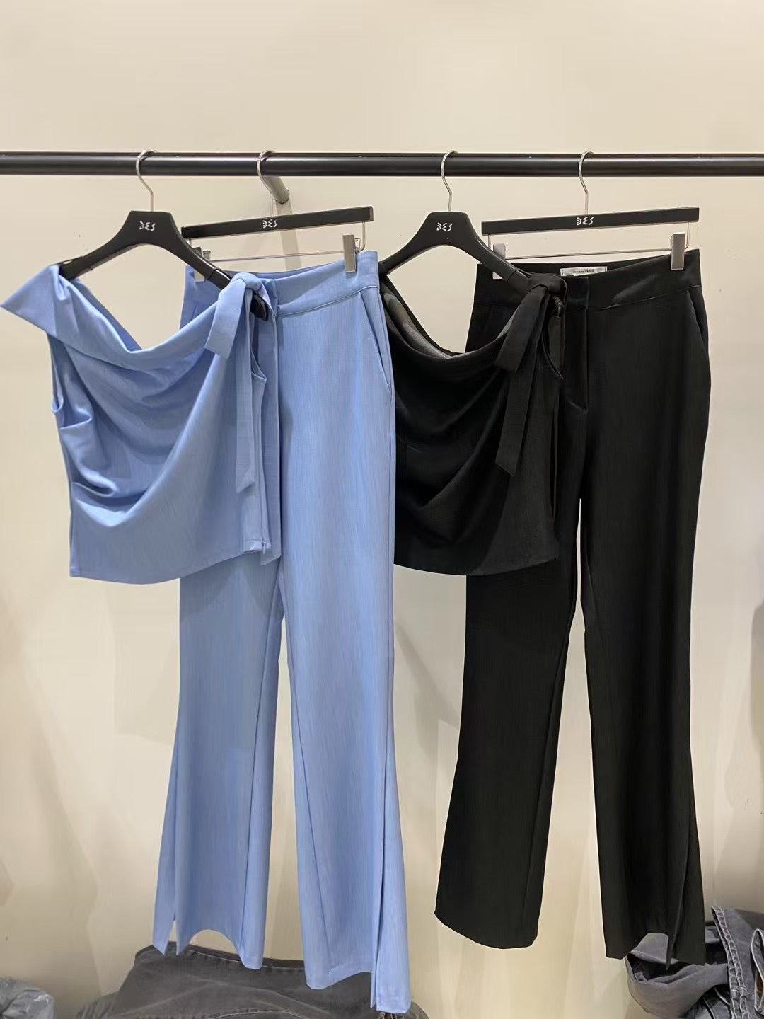 (Premium) Off-Shoulder Blouse w/ Boot-Cut Pants Set
