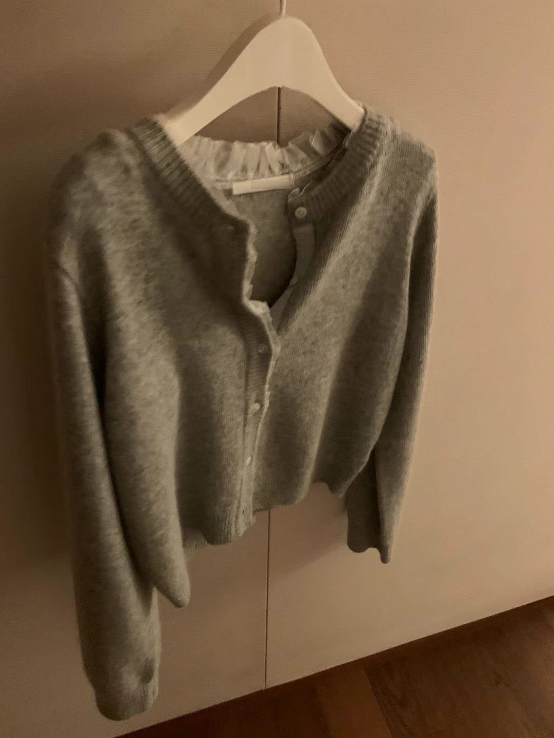 (Premium) Ruffles Cardigan