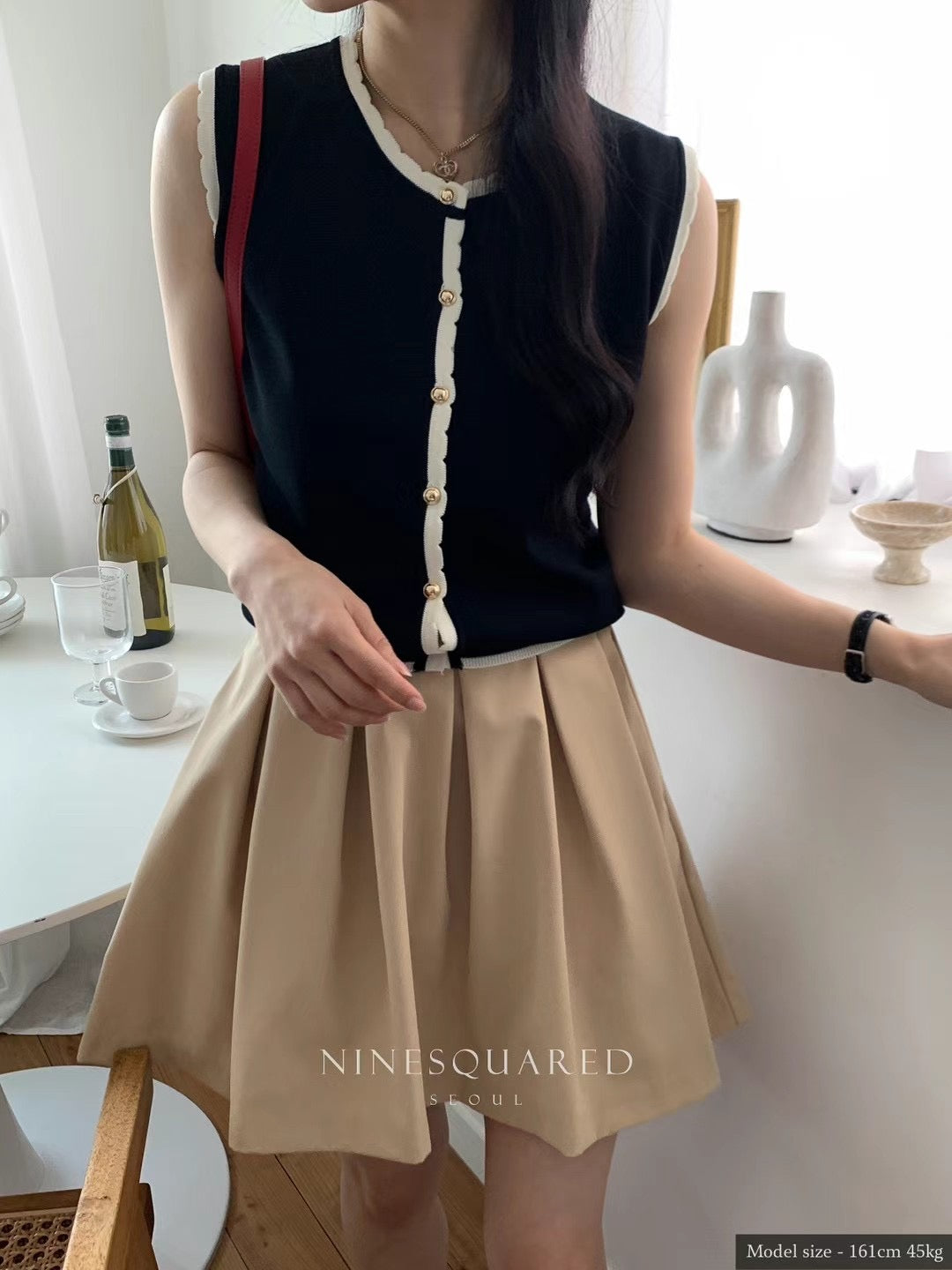 (Premium) Ninesquared - Sleeveless Knit Top