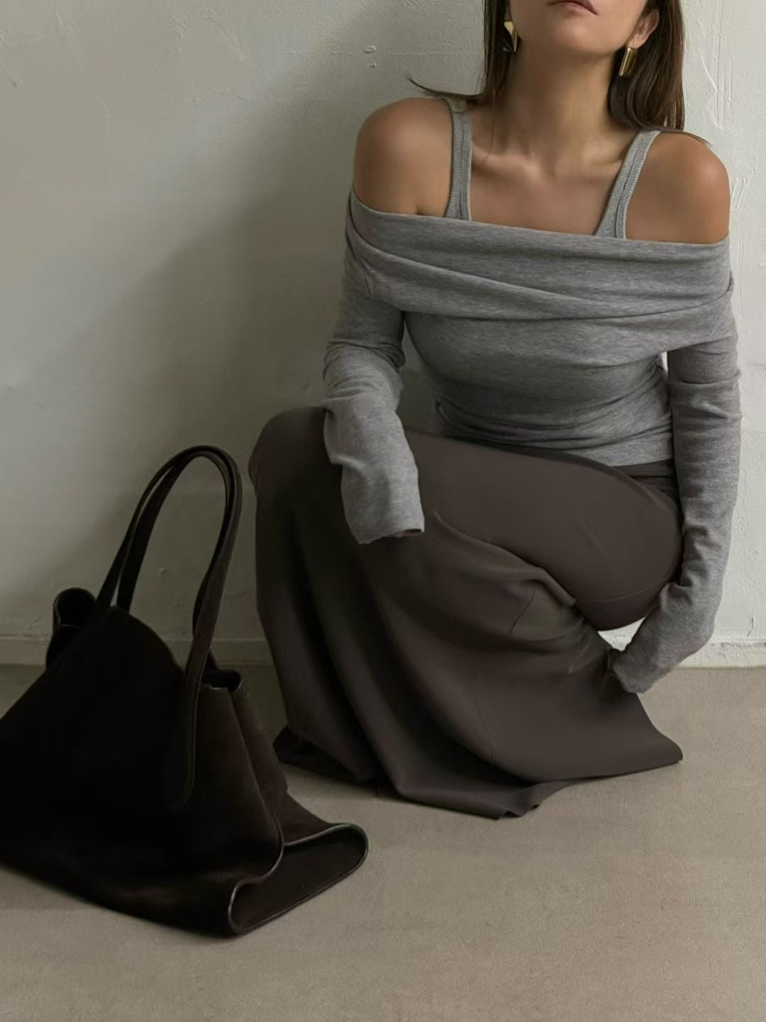 (Premium) Off-Shoulder Tee