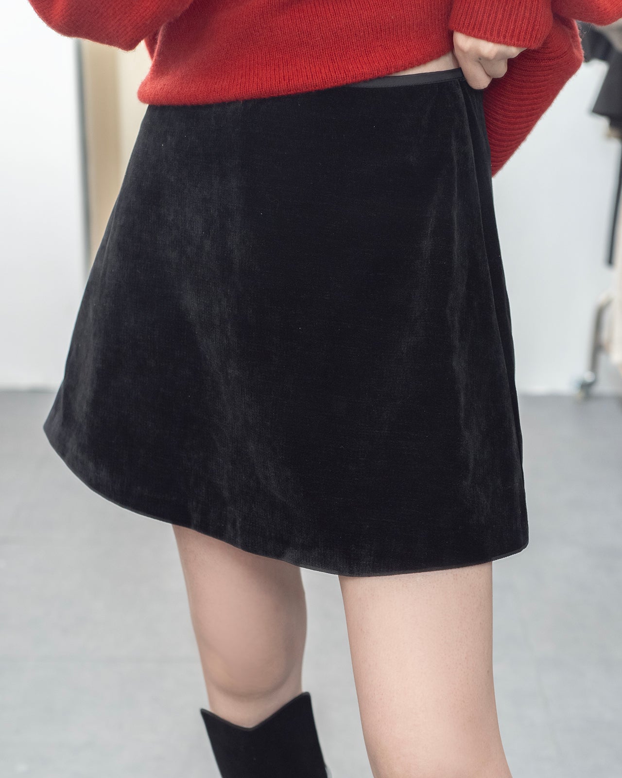 (Premium) Velvet Mini Skirt