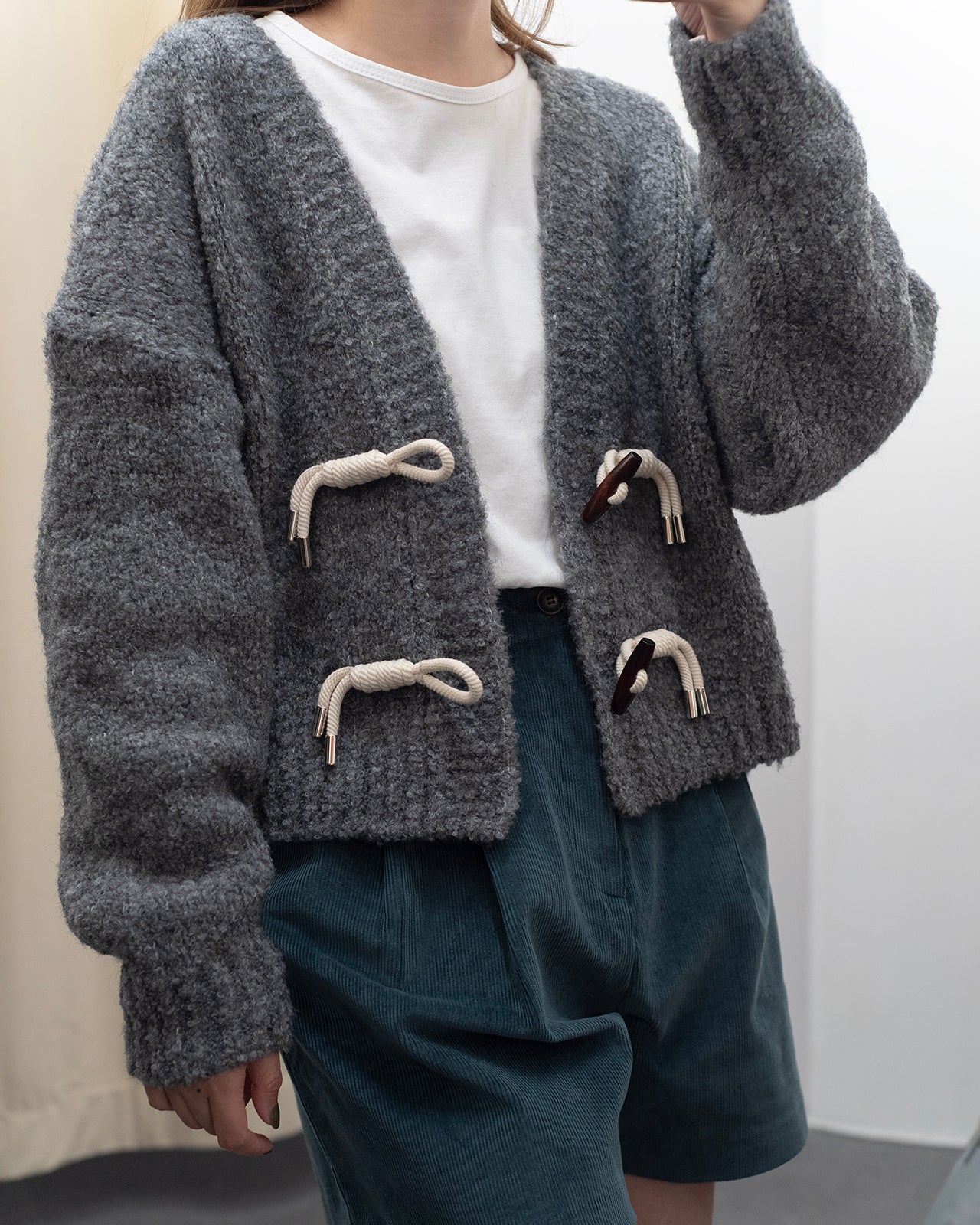 (Premium) Toggles Cardigan