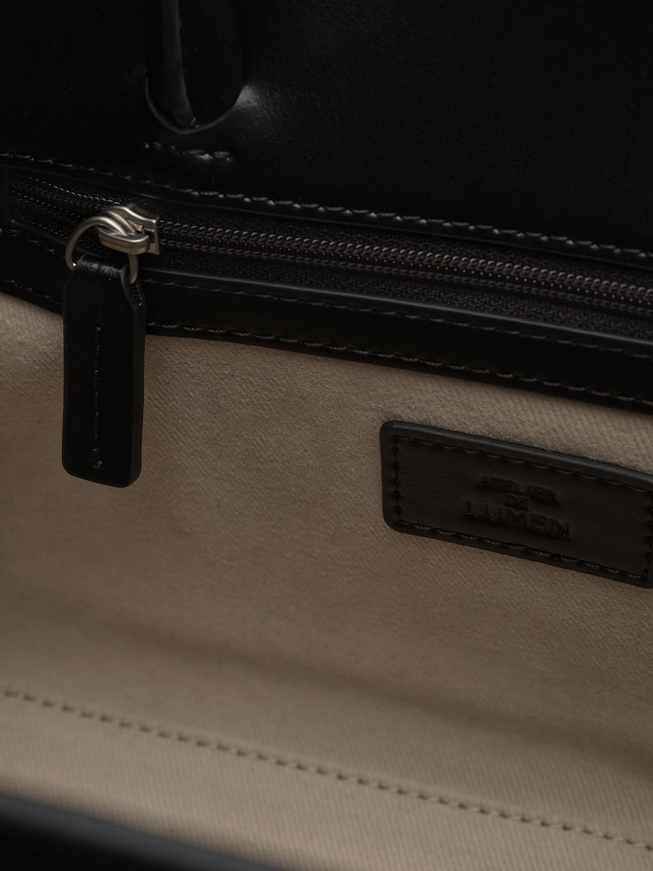 LUMEN - NADEL MINI BAG