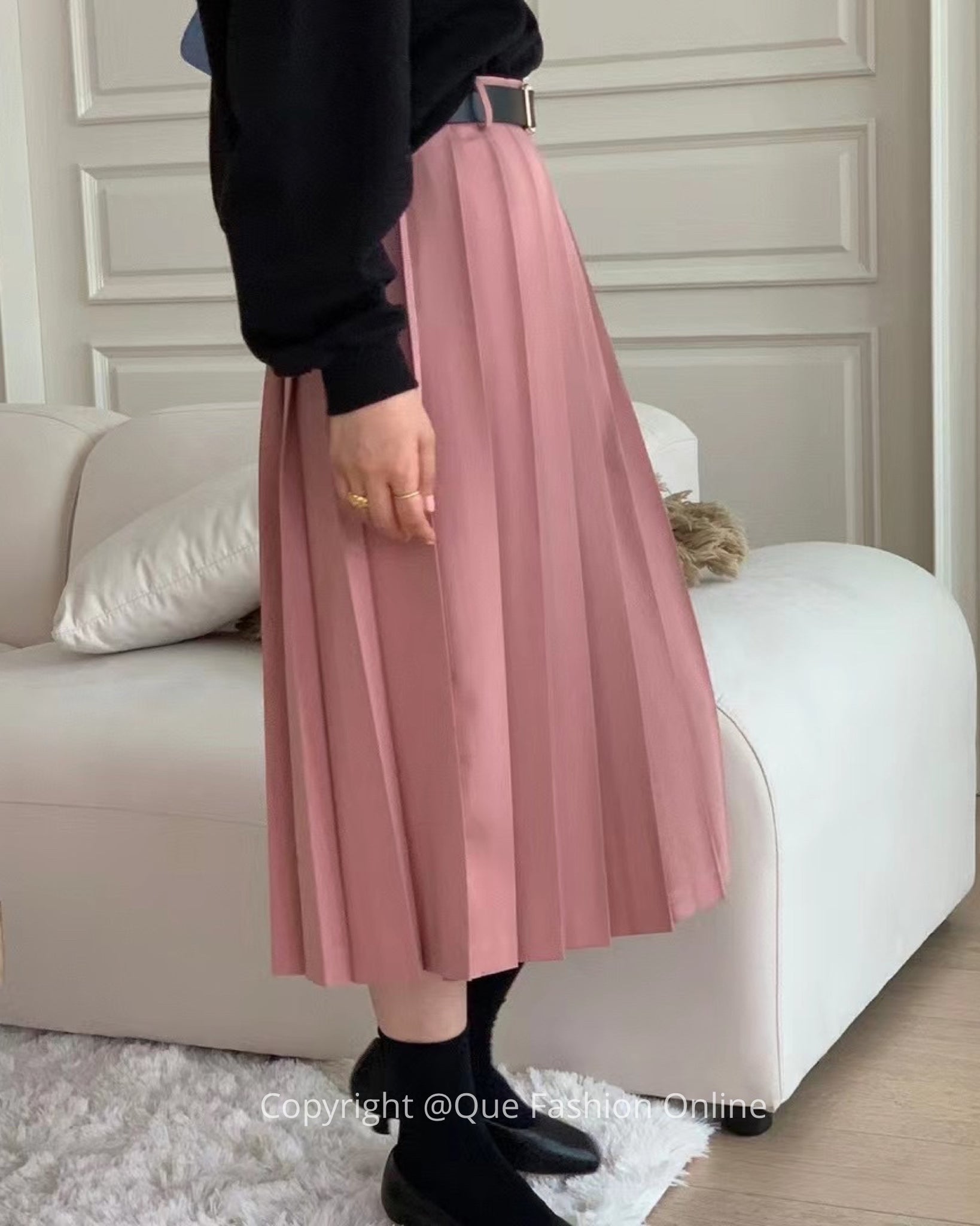 Pleated Skirt w/ Cow Leather Belt
