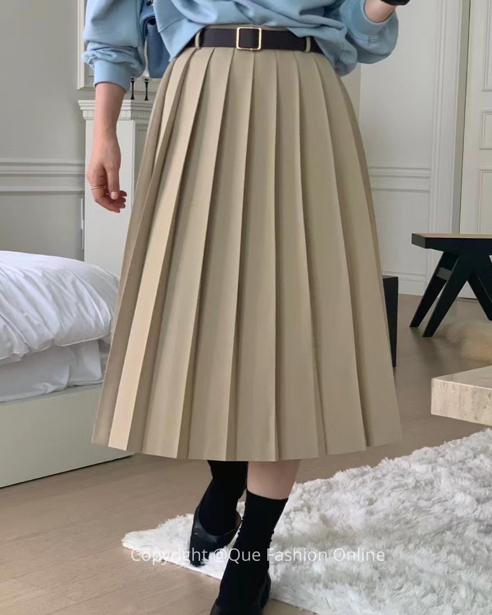 Pleated Skirt w/ Cow Leather Belt