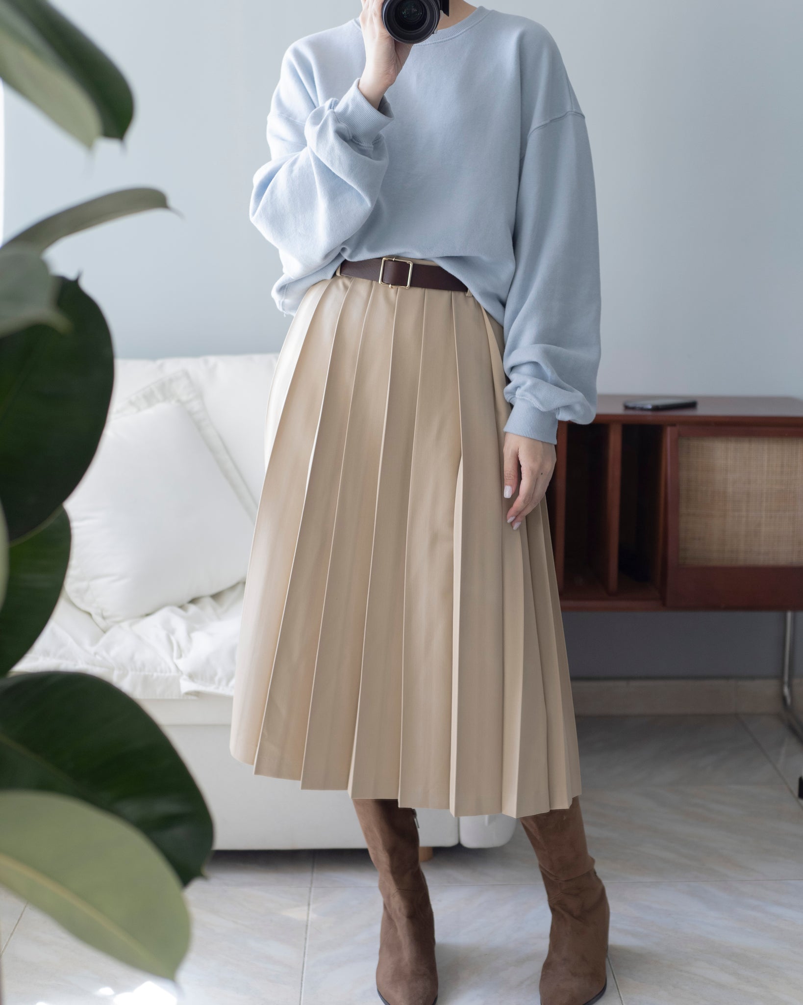 Pleated Skirt w/ Cow Leather Belt