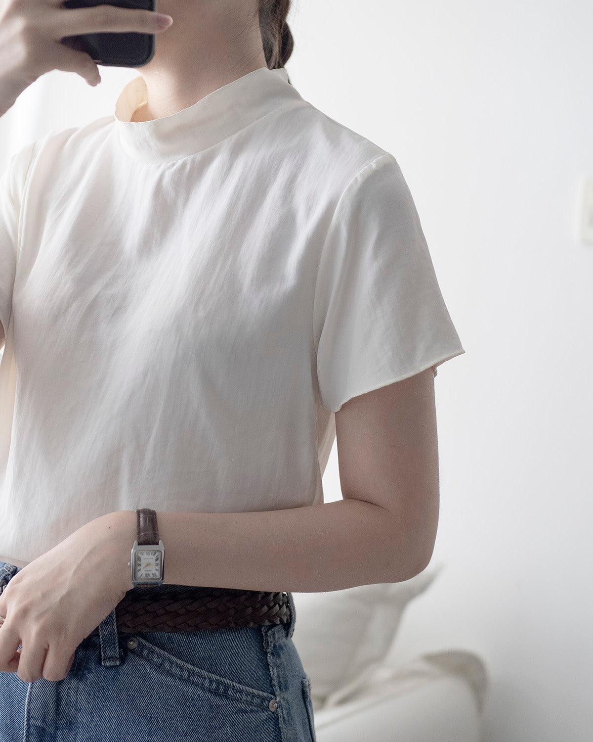 Silky Little Turtle Neck Short Cut Blouse