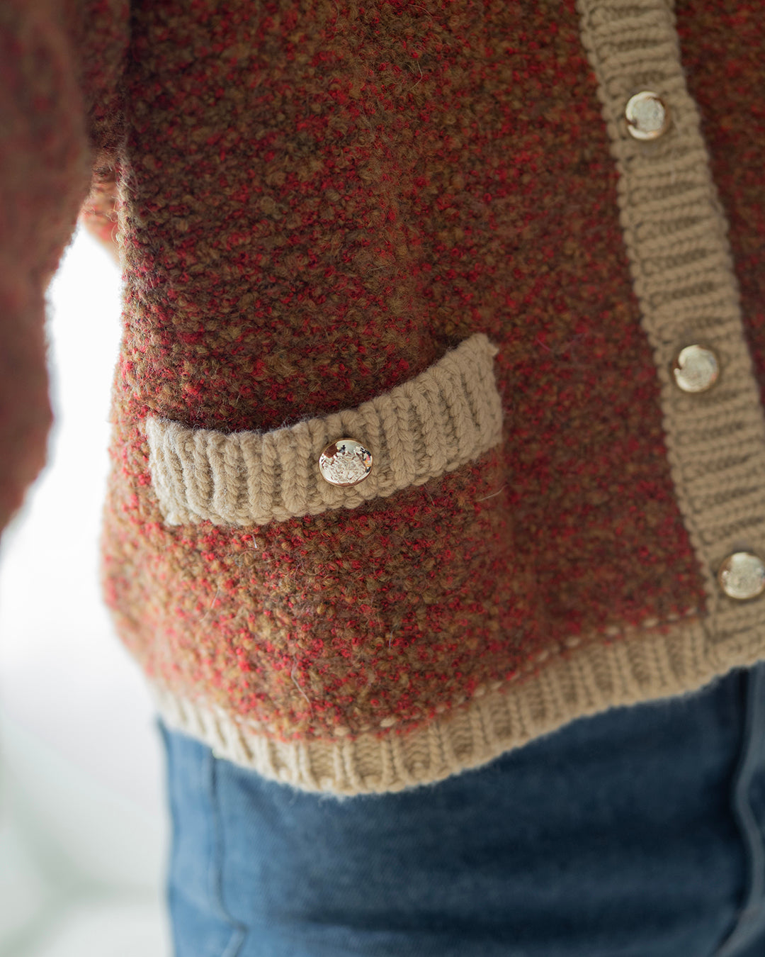 Blended Cashmere Gold Buttons Cardigan